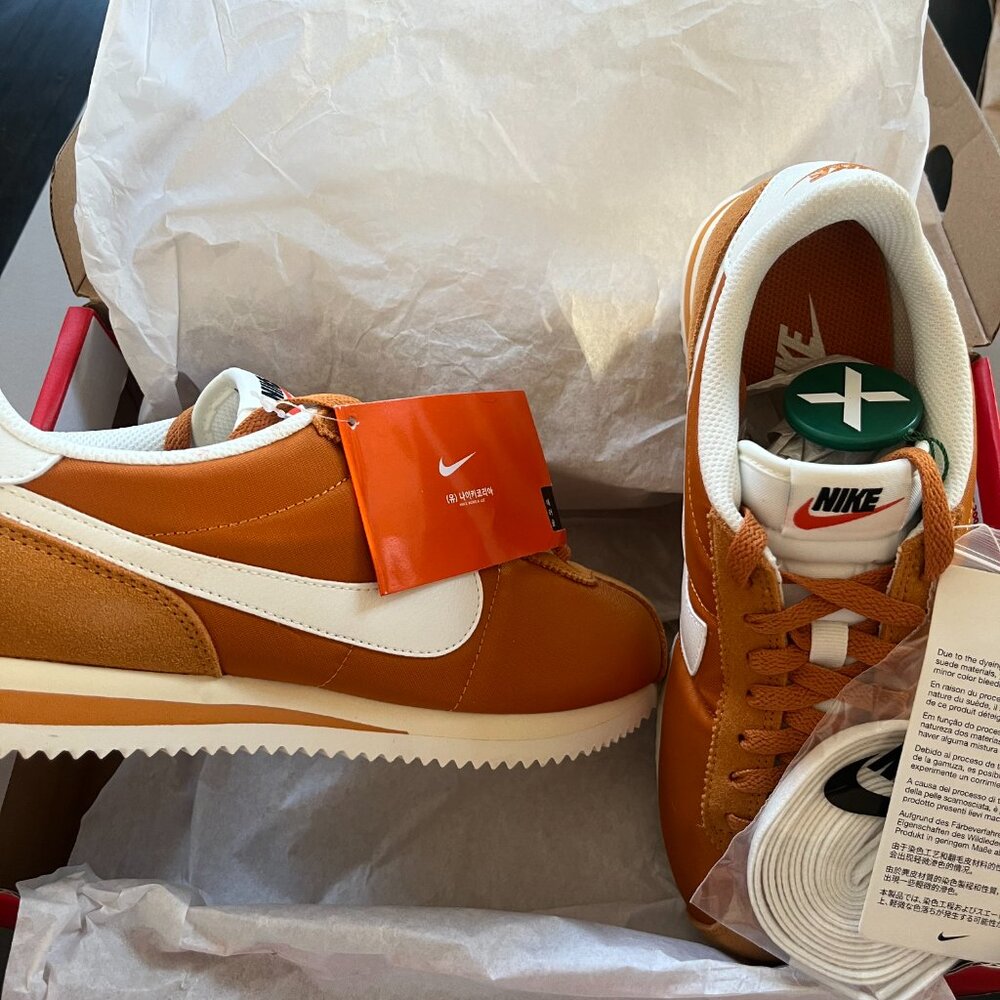 Nike Cortez TXT in Monarch/Sail-Muslin, Size EU 40, BNIB, unworn. - Picture 9 of 14